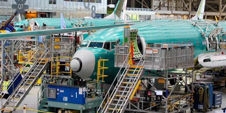 Boeing rămâne pe pierdere din cauza noilor avioane prezidențiale