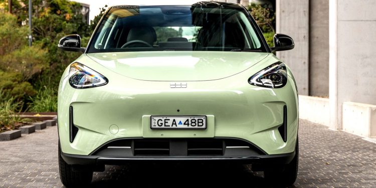 Geely va produce mașini electrice într-o uzină Ford din Spania