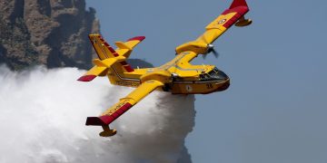 Incendii în Grecia: trei pompieri morți, mii de evacuați