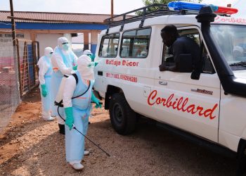 Peste 1.500 de morți în cea mai rapidă epidemie de Ebola din Congo