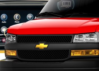Chevrolet Express primește un ecran tactil color după 30 de ani