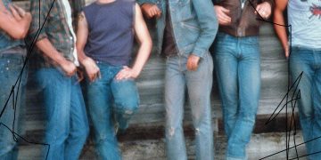 Cum m-am convertit, în sfârșit, la blugii boot-cut Levi's