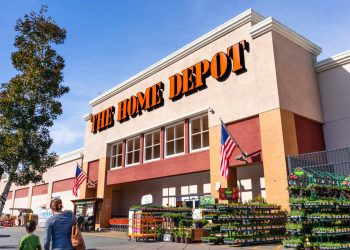 Home Depot depășește așteptările în ciuda pieței imobiliare înghețate