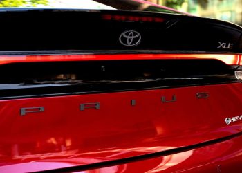 Toyota renunță la bateria care i-a făcut faimoase hibridele