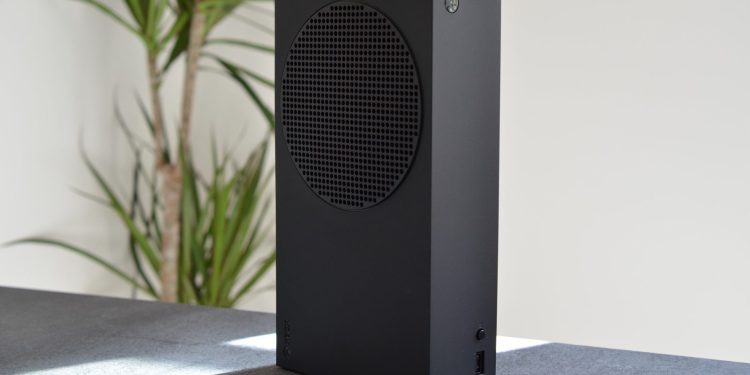 Consolele Xbox se scumpesc cu până la 200 de euro în UE